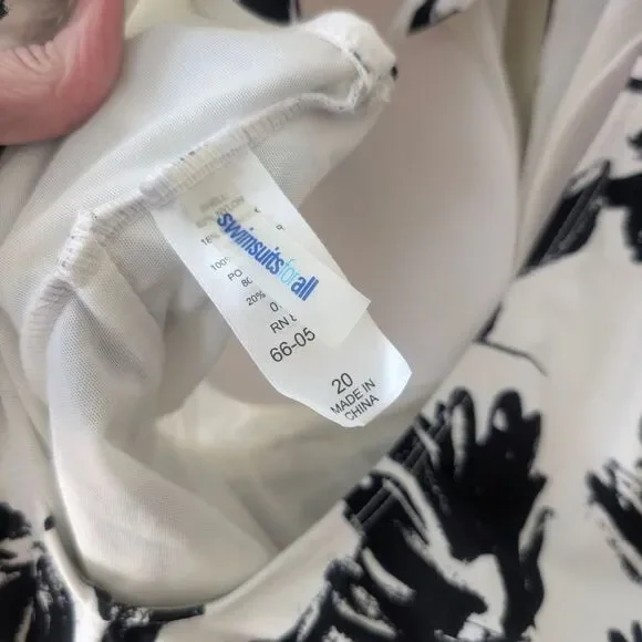 Swimsuits For All Keyhole One Piece Black White Floral Swimsuit Size 20 - Picture 7 of 8